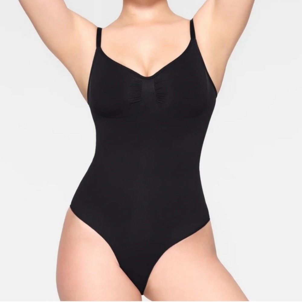 Skims seamless sculpt brief bodysuit Onys size L/XL SH-BSB-0348 New without box